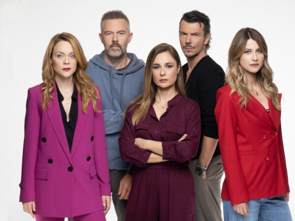 “Ο όρκος ΙΙ” κάνει πρεμιέρα απόψε: Αγωνία, μυστήριο & συνεχείς ανατροπές στη νέα συγκλονιστική σειρά της ΕΡΤ