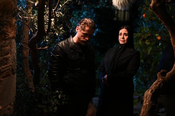 Σασμός-Sneak Preview:   Ένα όπλο, θα βάλει φωτιά στην Καλλιόπη και στον Μαθιό