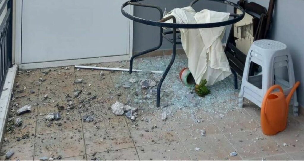 Κεραυνός χτύπησε σπίτι στην Κρήτη- Εικόνες που κόβουν την ανάσα