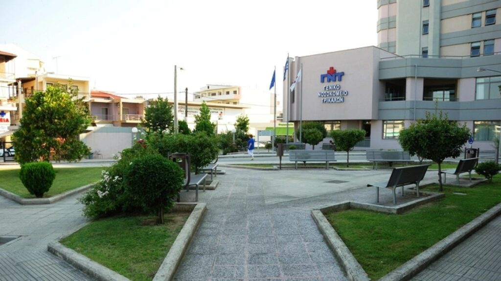 Ανείπωτος θρήνος για τους φίλους και συμμαθητές της 15χρονης που άφησε την τελευταία της πνοή σε σχολική εκδρομή στα Τρίκαλα