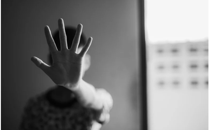 Ξεκινάει έρευνα μετά την καταγγελία του  17χρονου για βιασμούς και ξυλοδαρμούς σε κατάστημα κράτησης στην Κρήτη