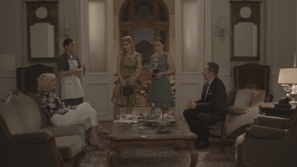 “Ο Παράδεισος των κυριών”-Η Όλγα αποκαλύπτει στην Αμαλία ότι η μητέρα της αυτοκτόνησε