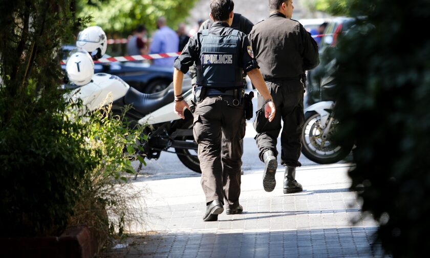 Έρευνες για τη διπλή αυτοκτονία αστυνομικών στην Κρήτη – Η «μοιραία» εξομολόγηση και τα τελευταία σημειώματα