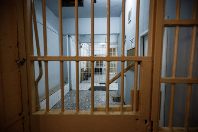 Bόλος-Στη φυλακή 45χρονος μετά από καταγγελία της μητέρας του:  Πρέπει να τον δει κάποιος ψυχίατρος…