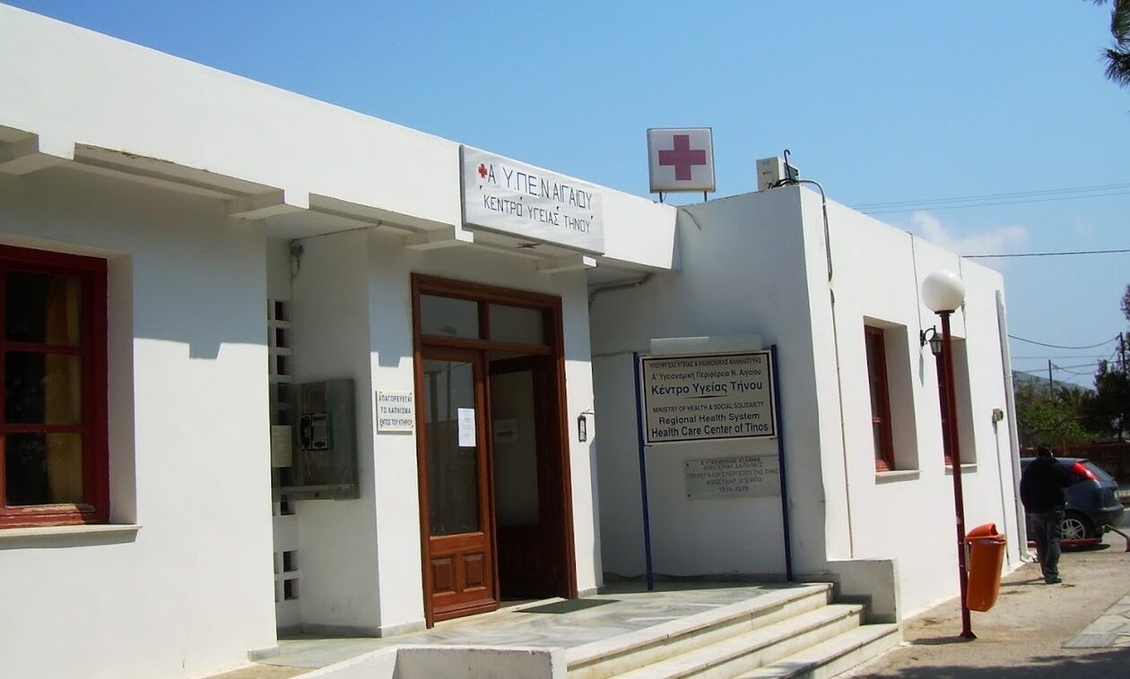 Τήνος: Τα σπαρακτικά λόγια του πατέρα του 3χρονου στους αστυνομικούς – «Κάντε κάτι, πνίγεται»