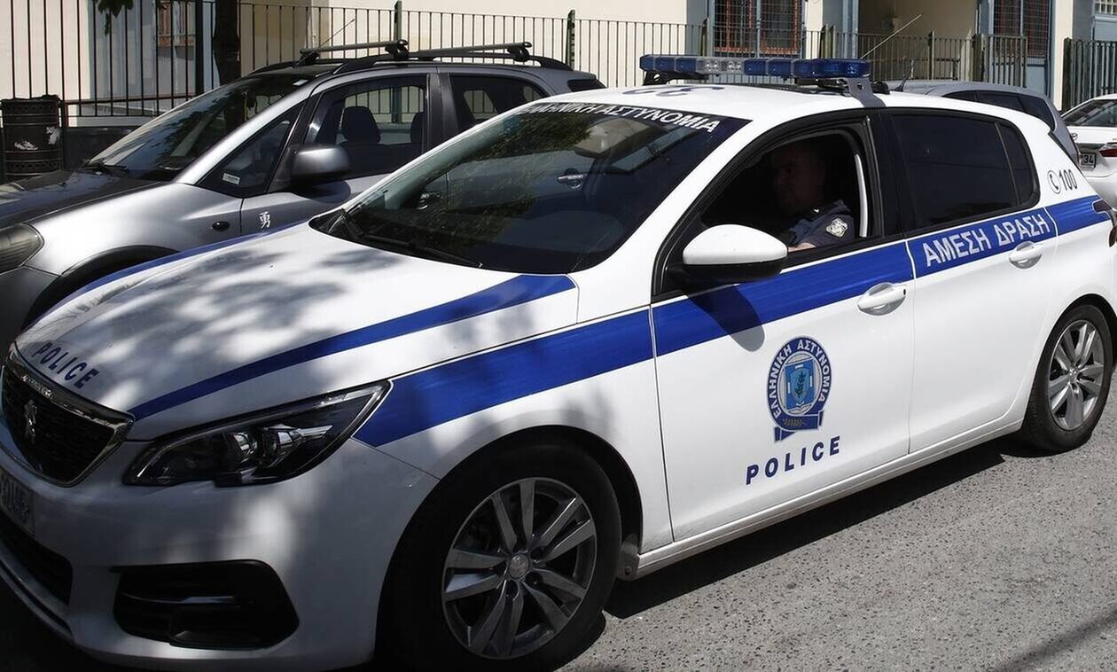 Άγριο περιστατικό ανάμεσα σε πατριό και γιο στον Κορυδαλλό: Μαχαίρωσαν ο ένας τον άλλον