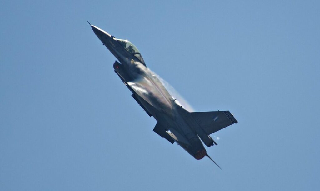 28η Οκτωβρίου: Αυτός είναι ο πιλότος της Ομάδας «ΖΕΥΣ» που θα «σκίσει» τον ουρανό της Θεσσαλονίκης