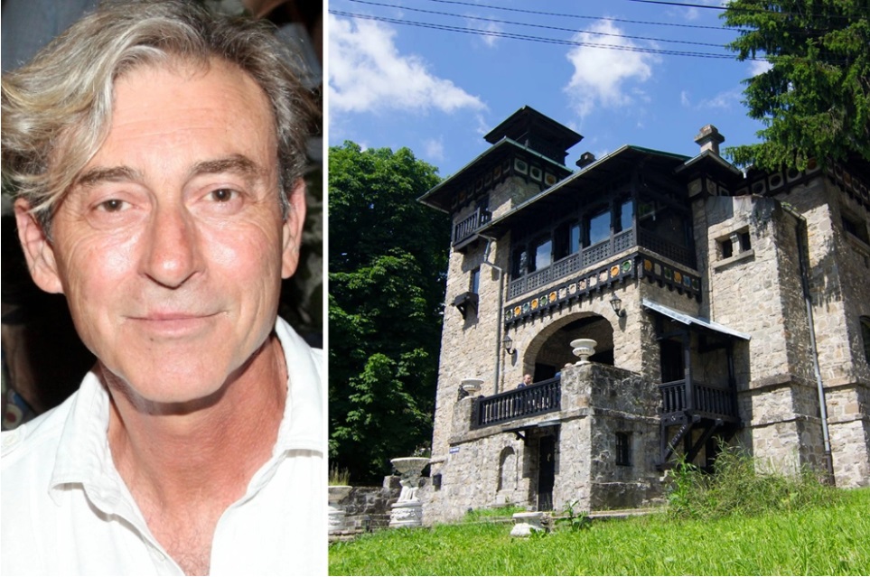 Αίας Μανθόπουλος: «Ορφανός» έμεινε ο πύργος Casa cu Farfurii του ηθοποιού στη Ρουμανία