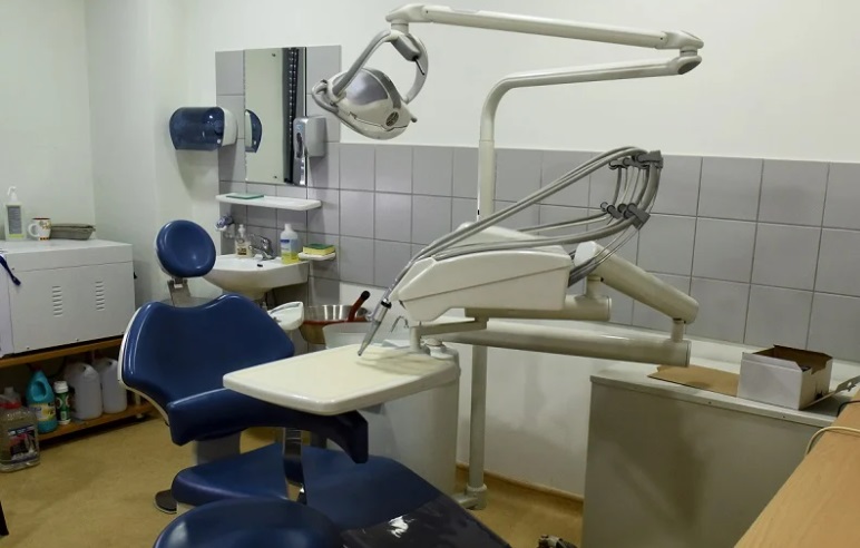 Τι υποστηρίζει ο 50χρονος που παρίστανε τον οδοντίατρο – «Δεν έχω κάνει κάτι λάθος»