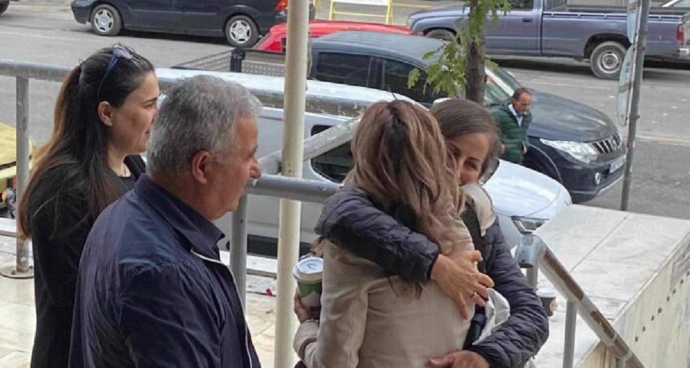 H συγκλονιστική στιγμή που οι γονείς της Έμμας συνάντησαν τη γυναίκα που έλαβε το νεφρό της κόρης τους