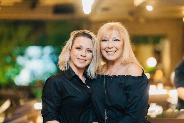 H Καρμέλα Κατσαμένη στην παρουσίαση του βιβλίου της αποκάλυψε πως έπεσε θύμα βιασμού όταν ήταν 13 ετών