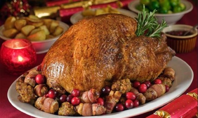 Χριστουγεννιάτικη συνταγή: Κοτόπουλο γεμιστό με κάστανα!