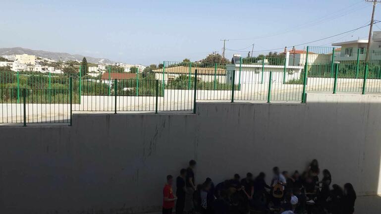 Βουβός πόνος στο Λύκειο Γαζίου: Με μαντινάδες αποχαιρετούν τον Γιώργο