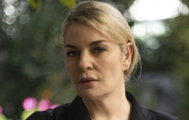 Το προξενιό της Ιουλίας – Η Στάσα λέει στην Ιουλία να ρίξει το παιδί