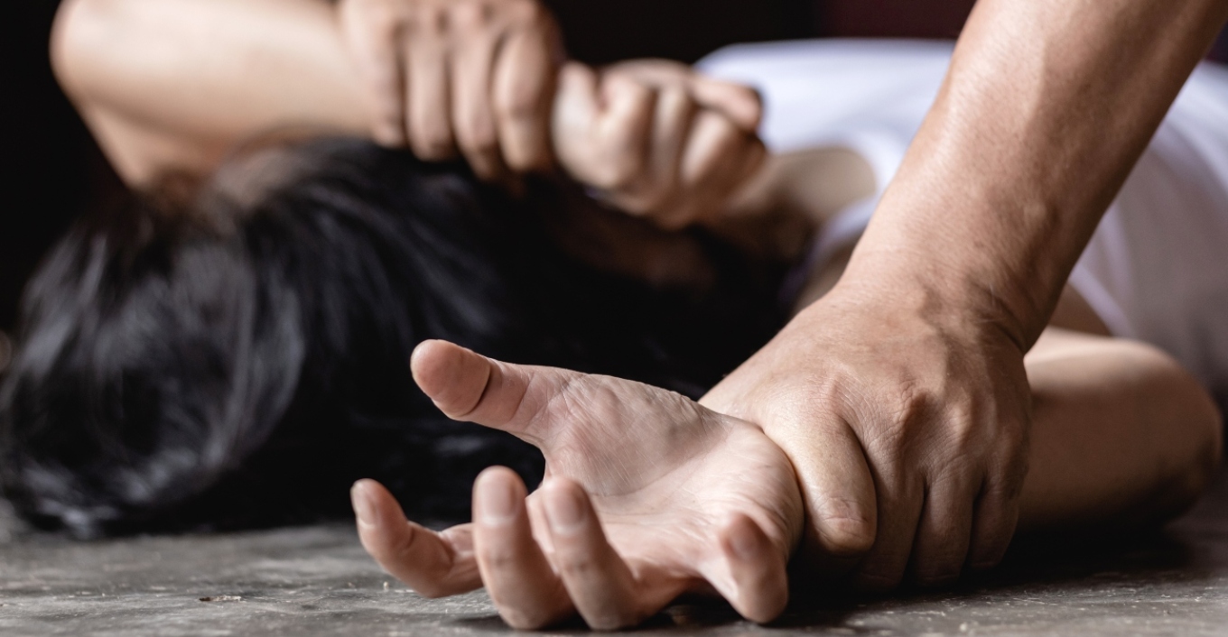 Θρίλερ για 32χρονη στη Βοιωτία: Καταγγέλλει πως την “απήγαγαν” 4 άτομα και την βίασαν