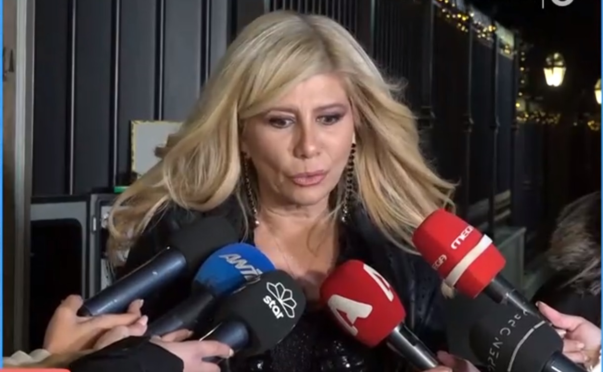 Η συγκίνηση της Ζήνας Κουτσελίνη για τον Γρηγόρη Αρναούτογλου: Δε θα ξεχάσω ποτέ όταν κάποια στιγμή έφυγα από τον Alpha…