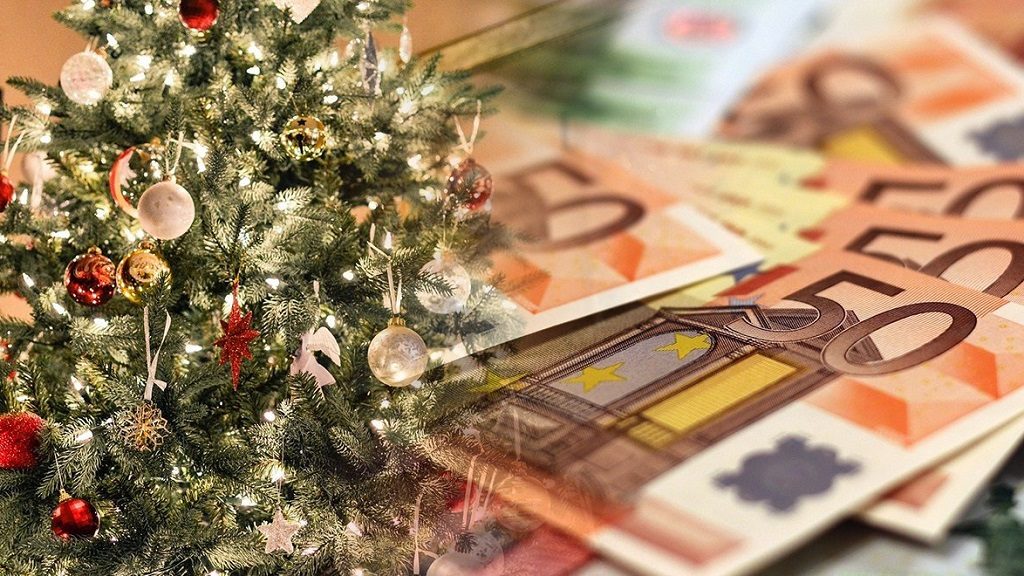 Δώρο Χριστουγέννων: Υπολογισμός και μέχρι πότε μπαίνει