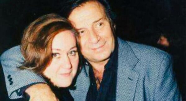 Εφυγε από τη ζωή η σύζυγος του Κώστα Καρρά και ηθοποιός, Αγγελική Μπαρούτσου