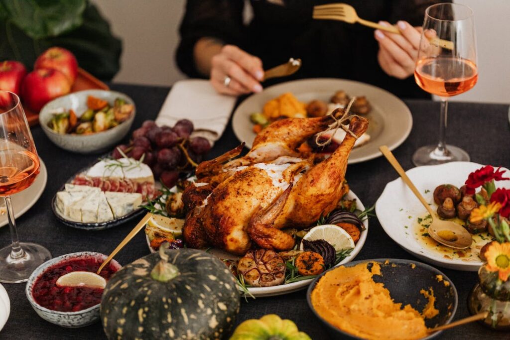 Χριστουγεννιάτικο τραπέζι: Τι πρέπει να προσέξετε με το κρέας ή τη γαλοπούλα