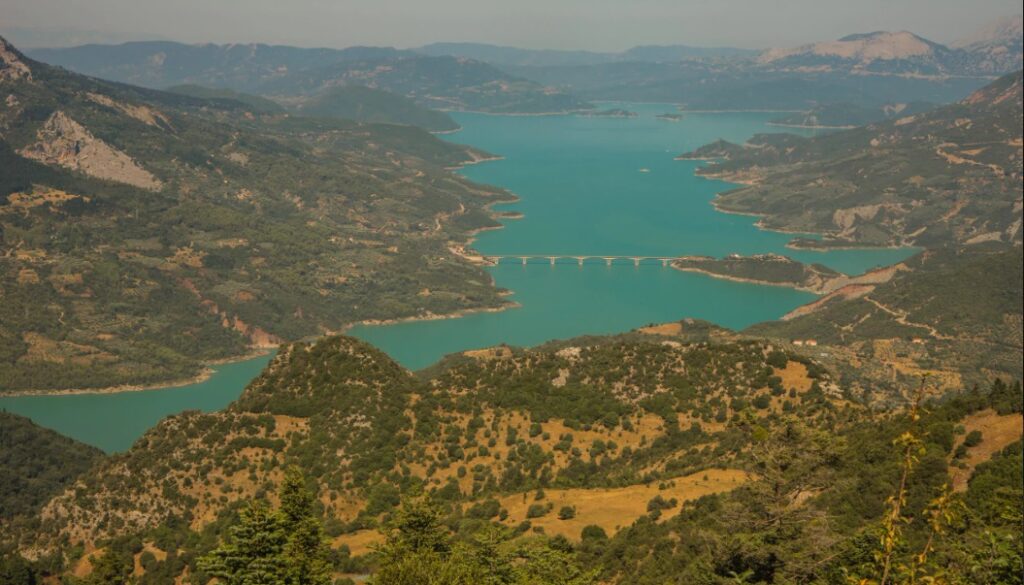 Ψηλόβραχος: Γνωρίστε το χωριό με την ανεπανάληπτη θέα