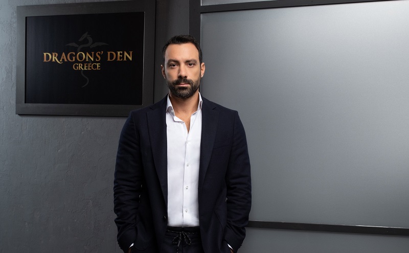 To DRAGONS’ DEN GREECE επιστρέφει στις οθόνες μας- Οι νέοι Dragons, οι σκληρές διαπραγματεύσεις και ο Σάκης Τανιμανίδης