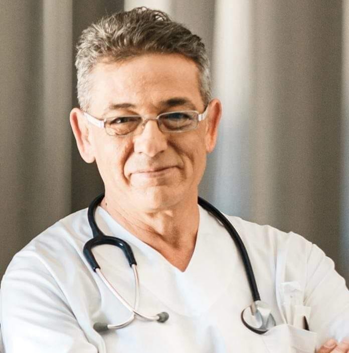 Κλαίει όλο το νησί: «Έσβησε» στα 53 του χρόνια ο γιατρός Μανόλης Πατεράκης – Αφήνει πίσω του 3 παιδιά