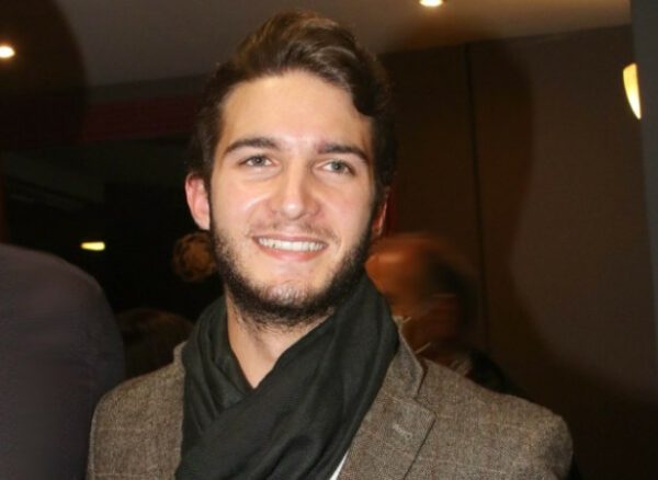 Αλέξανδρος Καραμανλής: Ο γιος του Κώστα Καραμανλή ανεβαίνει στο θεατρικό σανί