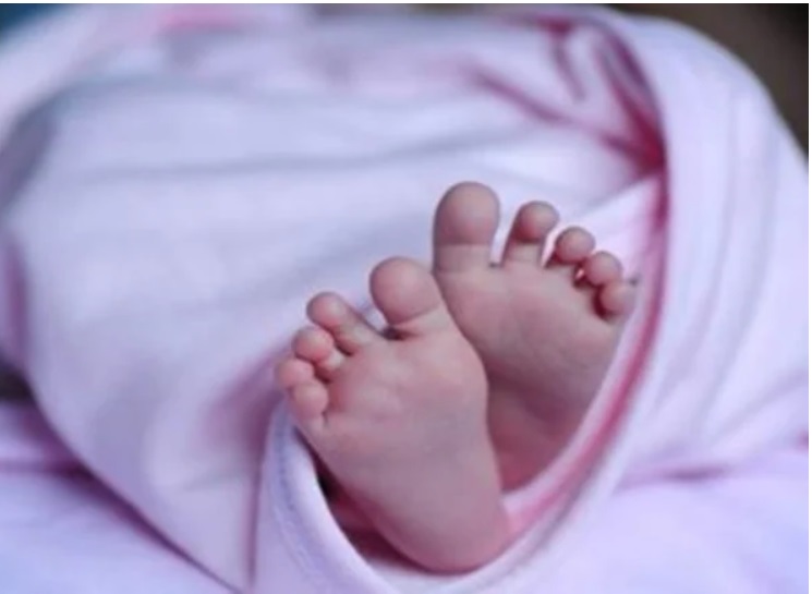 Νεκρό βρέφος στην Κω: Ποινική δίωξη για κακούργημα στους γονείς του παιδιού