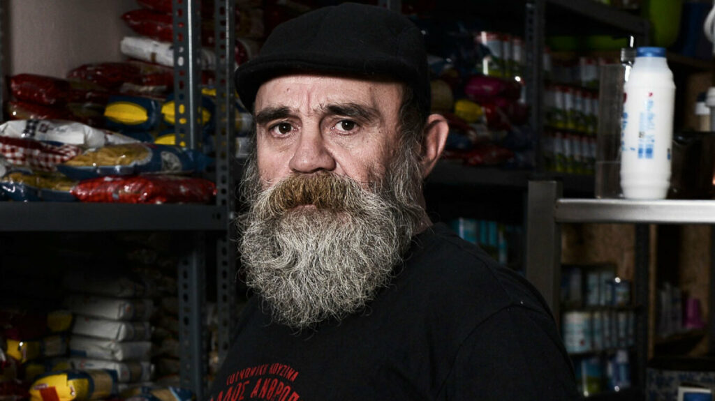 Κωνσταντίνος Πολυχρονόπουλος: Οι τέσσερις λογαριασμοί που ελέγχονται, το ποσό άνω του 1 εκατ. και η ξανθιά γυναίκα