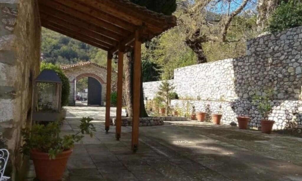 Νεκρές μοναχές σε μοναστήρι στη Βοιωτία – Πώς τις βρήκαν