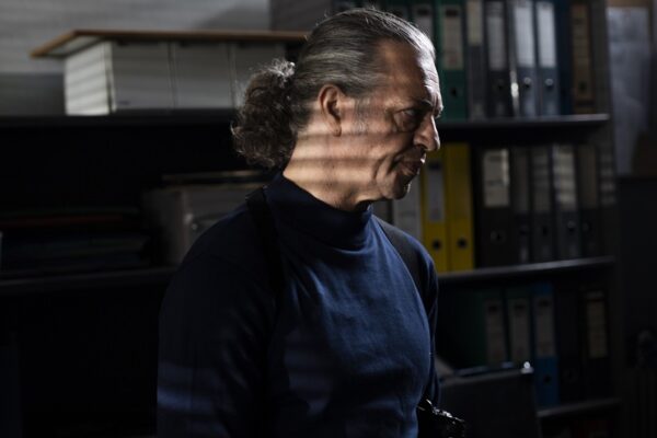 Χρήστος Πλαΐνης: Ο ΣΚΑΡΑΒΑΙΟΣ είναι μια σύγχρονη αστυνομική σειρά δράσης που, ψυχαγωγώντας , βάζει το θεατή να σκεφτεί!