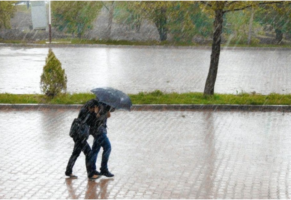 Καιρός: Ψυχρό μέτωπο φέρνει βροχές, καταιγίδες, θυελλώδεις ανέμους και  πτώση της θερμοκρασίας - Zinapost.gr