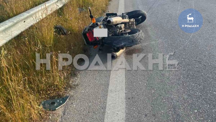 Ρόδος: Νεκρός οδηγός μηχανής σε τροχαίο – Εικόνες από το σημείο του δυστυχήματος