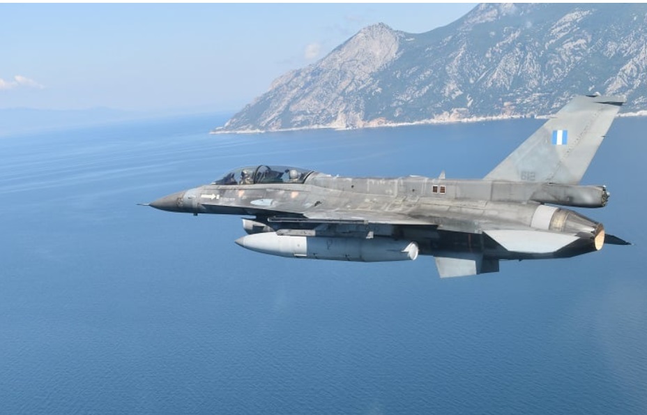 Το χρονικό της πτώσης του F-16 – Πώς κατάφερε να σωθεί ο πιλότος