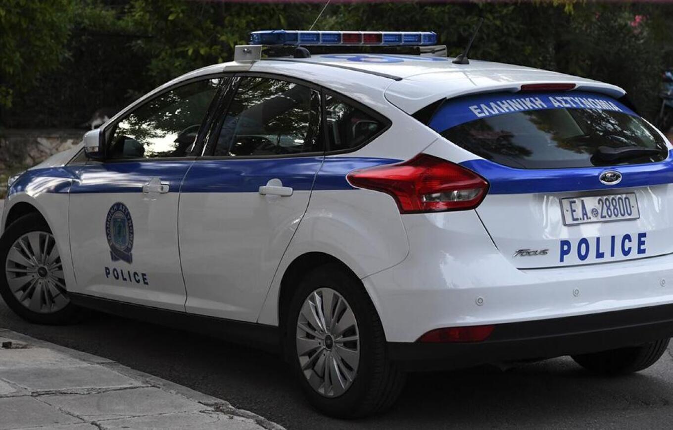Αχαΐα: Διάρρηξη – μαμούθ με λεία ράβδους χρυσού και πίνακες αξίας 250.000 ευρώ κατήγγειλε 63χρονος