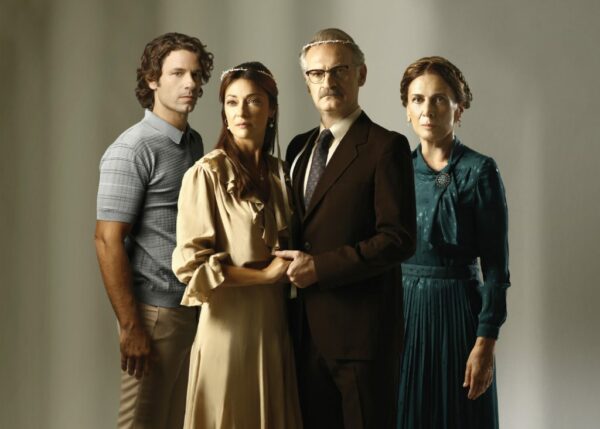 «Ηλέκτρα»:  Ο Παύλος προσπαθεί με κάθε τρόπο να φύγει  οριστικά από την Αρσινόη