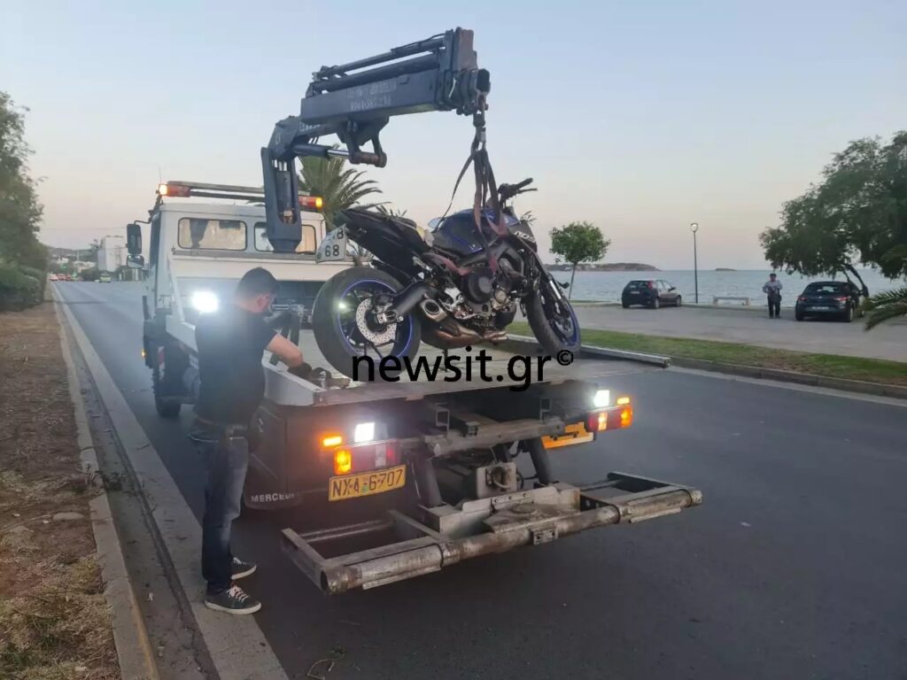 Βούλα: Μηχανή παρέσυρε και σκότωσε πεζή – Βαριά τραυματισμένος ο οδηγός