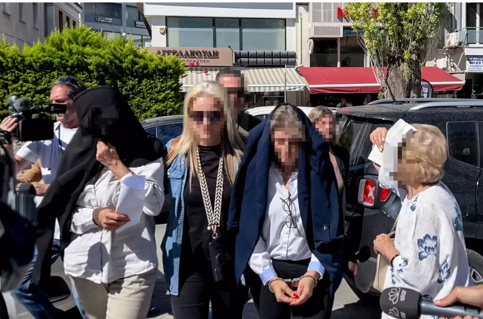 Χαλκίδα: Αποκαλύψεις «φωτιά» για την δράση της προϊσταμένης της «αμαρτωλής» ΔΟΥ – «Άσε να τον φοβίσω λίγο»