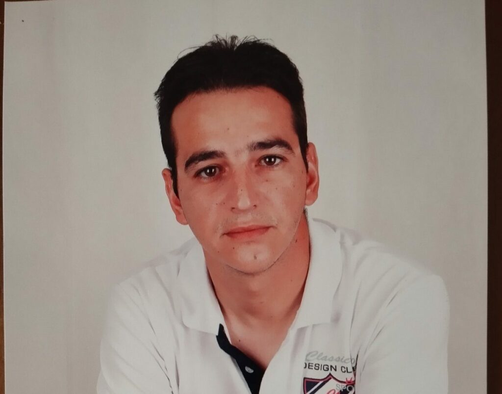 Κι άλλη κηδεία στο χωριό μέσα σε λίγες μέρες: Νεκρός ξαφνικά μέσα στο σπίτι του και ο 40χρονος Αποστόλης
