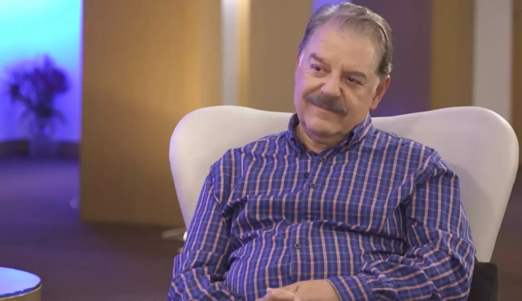 Βενετία Σώζου: Η 17χρονη πανέμορφη κόρη του Χάρη σε σπάνια βραδινή έξοδο τράβηξε βλέμματα σε όλη την Επίδαυρο