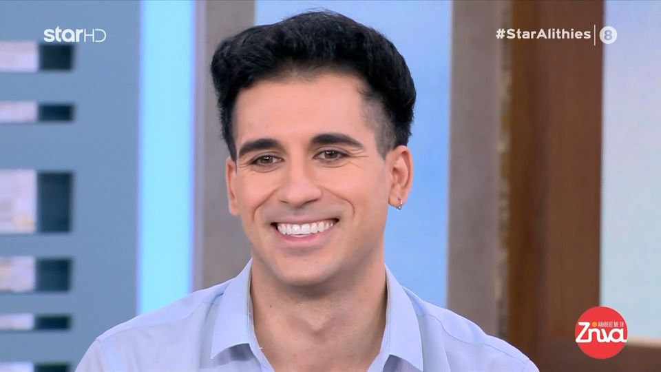 Γνωρίστε τον Ισπανό Tik Toker που ο λογαριασμός του ξεπερνά τους 280.000 ακολούθους- Η πρόταση-έκπληξη on air από τη Ζήνα Κουτσελίνη