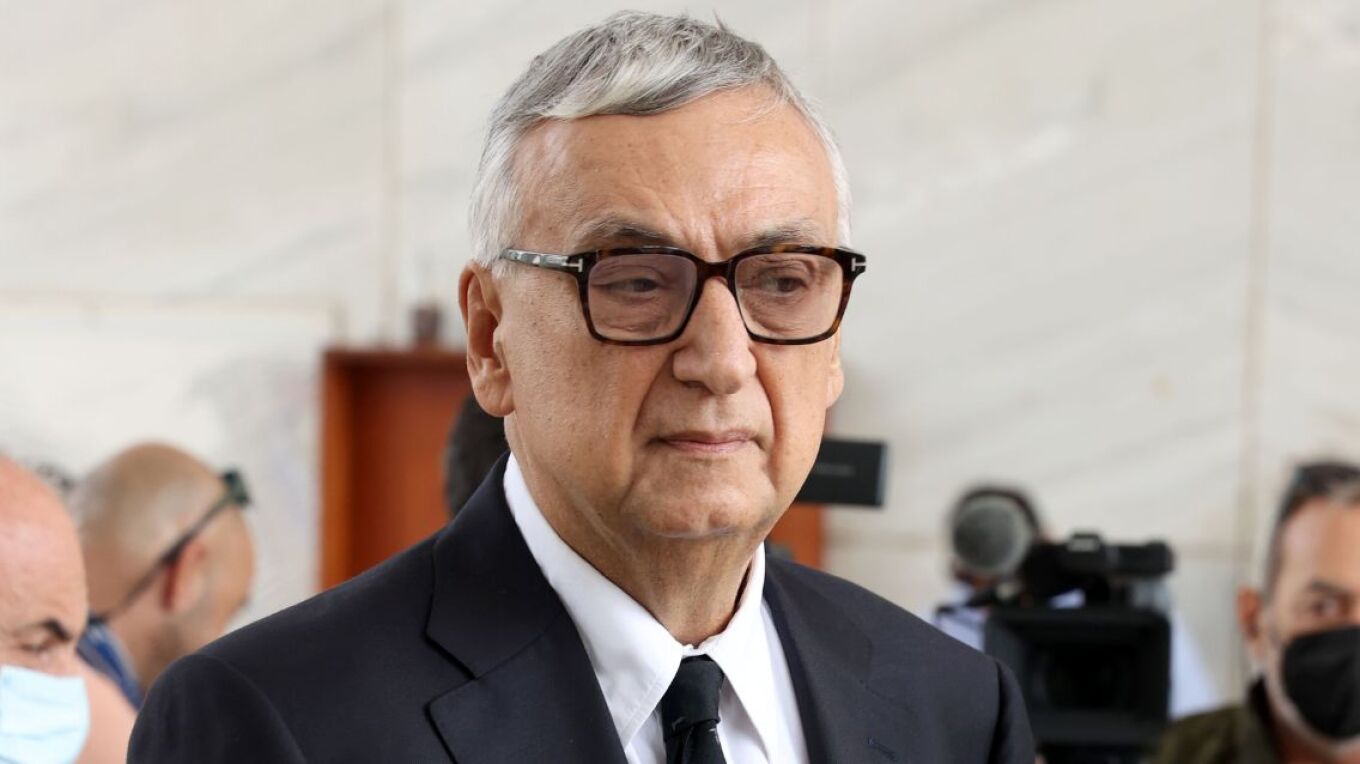 Δημήτρης Σούρας: Η τηλεόραση αποχαιρετά τον ψυχίατρό της – Τα μηνύματα στα social media