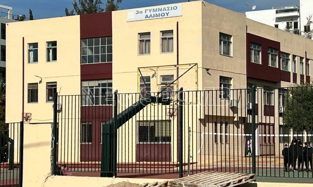 Άλιμος: «”Mωρό μου” φώναζε την κόρη μου και την άγγιζε στο σώμα»