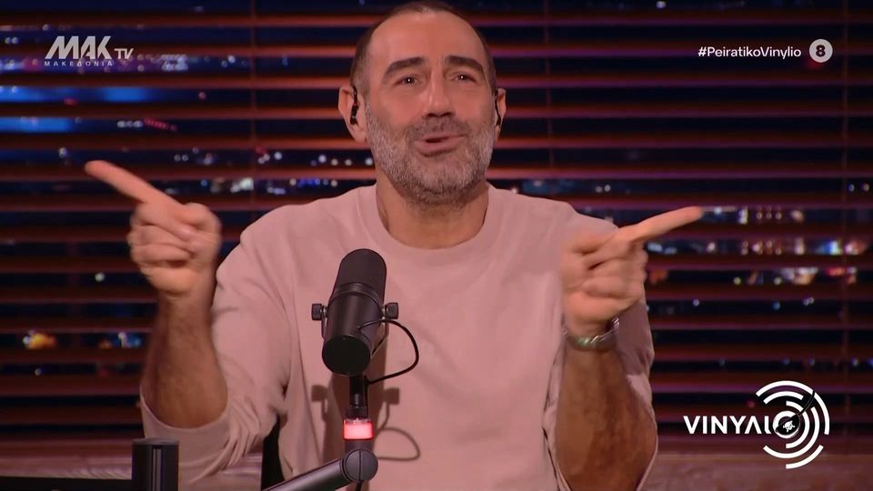 Άφωνος ο Κανάκης με τη… σύσταση Κιούση στους τηλεθεατές: “Να είστε ντυμένοι όταν μας παίρνετε”