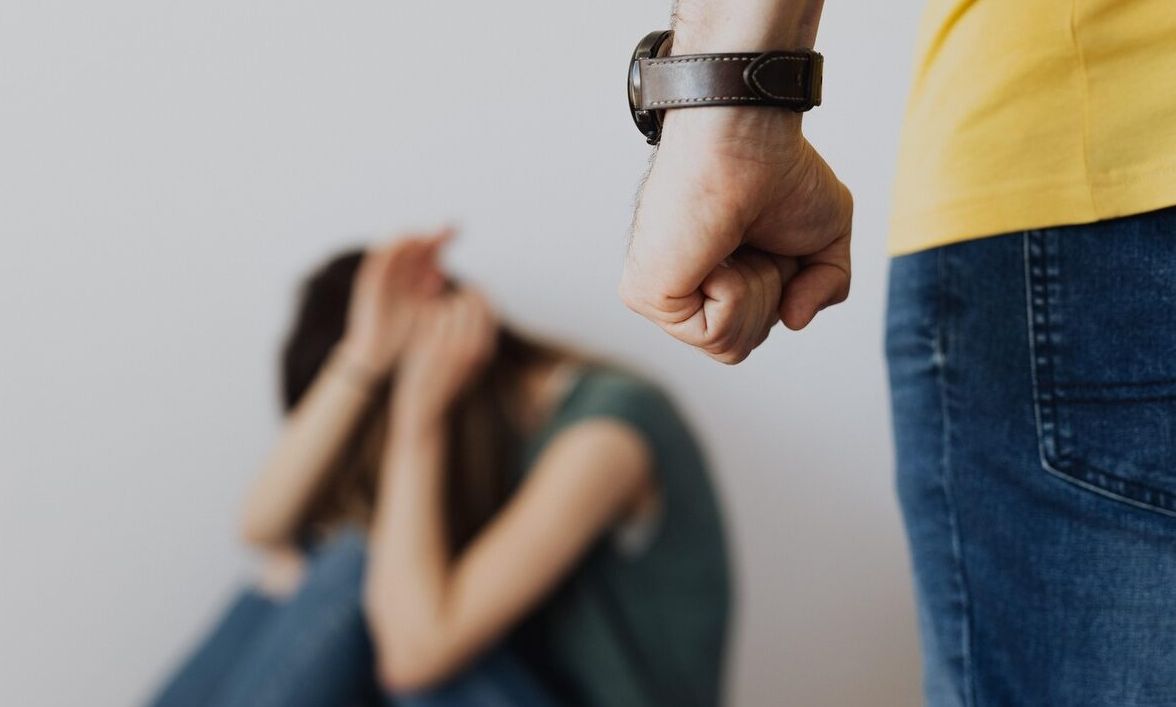 Καλπάζουν τα κρούσματα ενδοοικογενειακής βίας: Η Κρήτη στην τρίτη θέση πανελλαδικά!