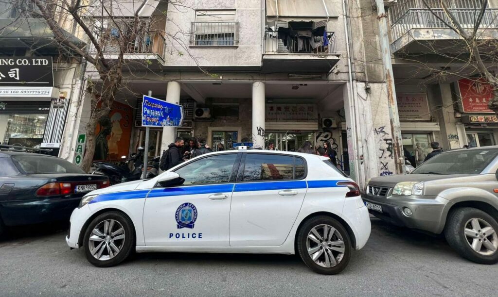 Ομόνοια: Το μπουρνούζι, η σακούλα στο κεφάλι και η φιάλη οξυγόνου – Πώς έγινε το ερωτικό ατύχημα