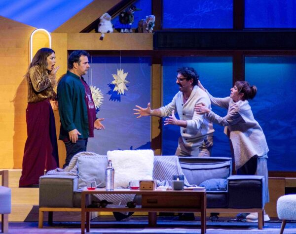 H εκρηκτική κωμωδία «ΛΑΠΩΝΙΑ» σε σκηνοθεσία Νικορέστη Χανιωτάκη, έρχεται στην Αθήνα!