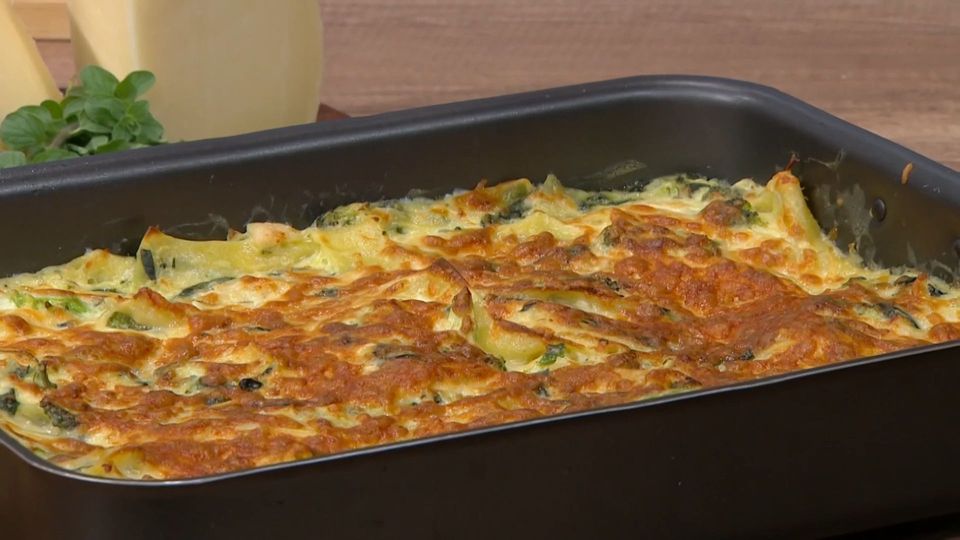 Πετούρα με κοτόπουλο, μπρόκολο και Αρσενικό Νάξου