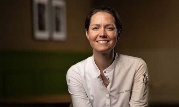 Η Jessica Rosval, μία από τις πιο σημαντικές προσωπικότητες της διεθνούς γαστρονομικής σκηνής, έρχεται στην Αθήνα