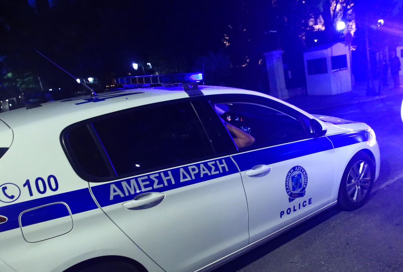 Άγριος οικογενειακός καβγάς στη Λάρισα – Μαχαίρωσε τον αδερφό του